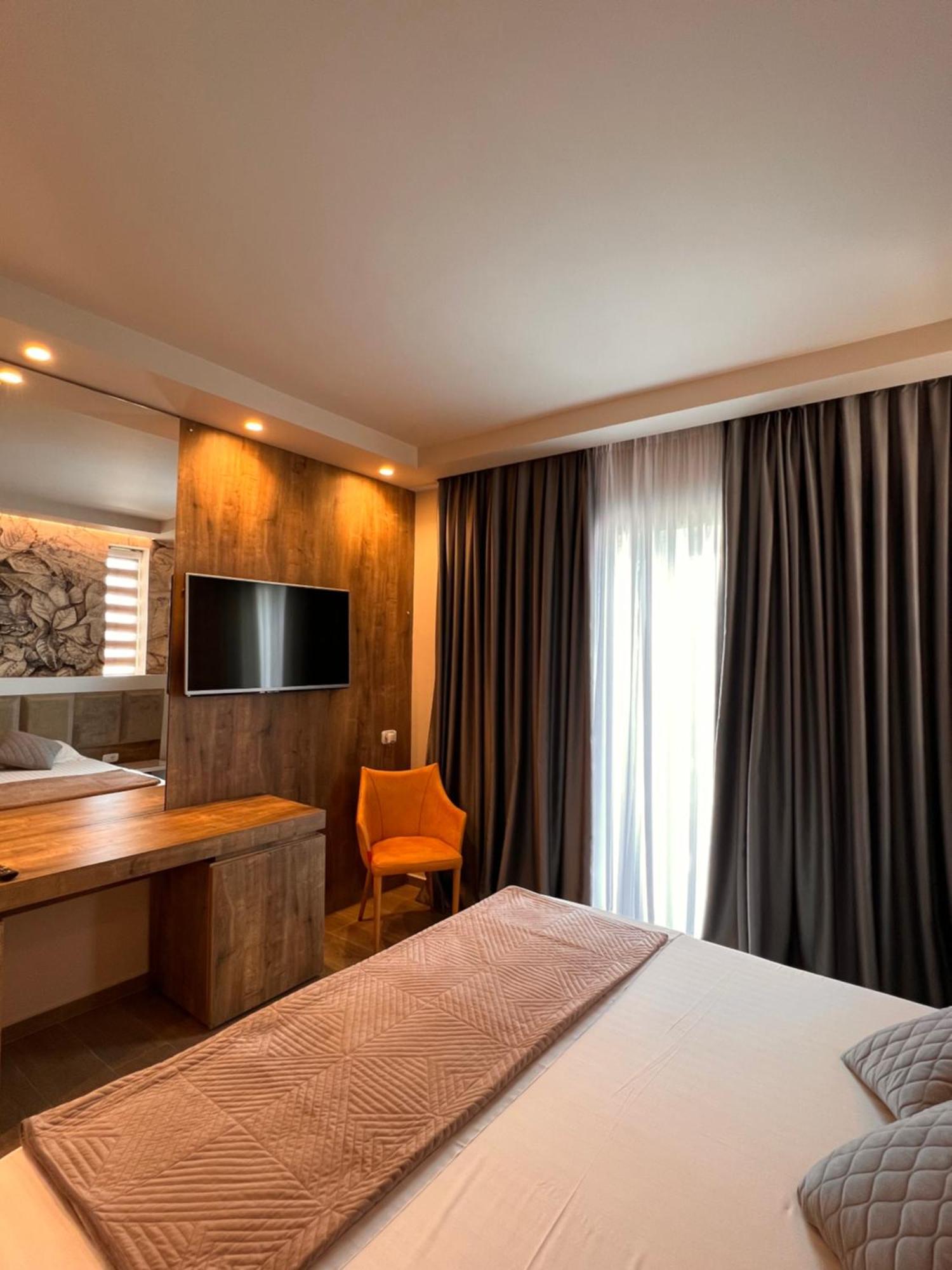 Kristera Hotel